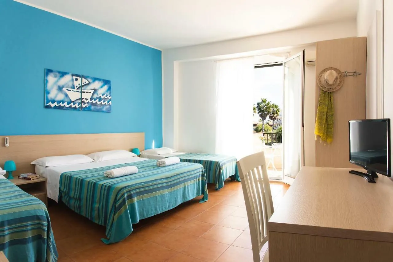 Hotel Baia Del Sole Marina di Ragusa 3*,