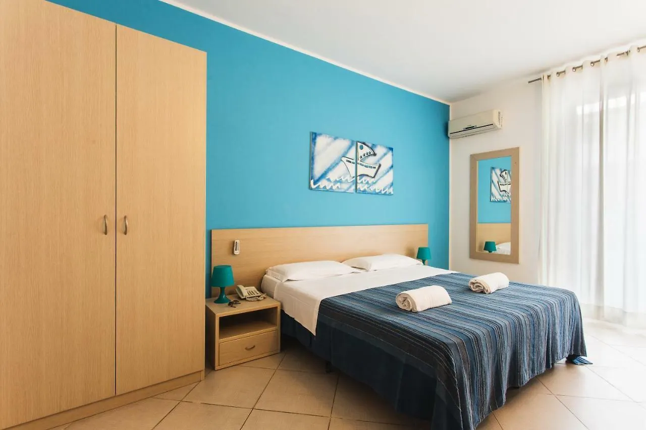 Hotel Baia Del Sole Marina di Ragusa 3*,  Italy